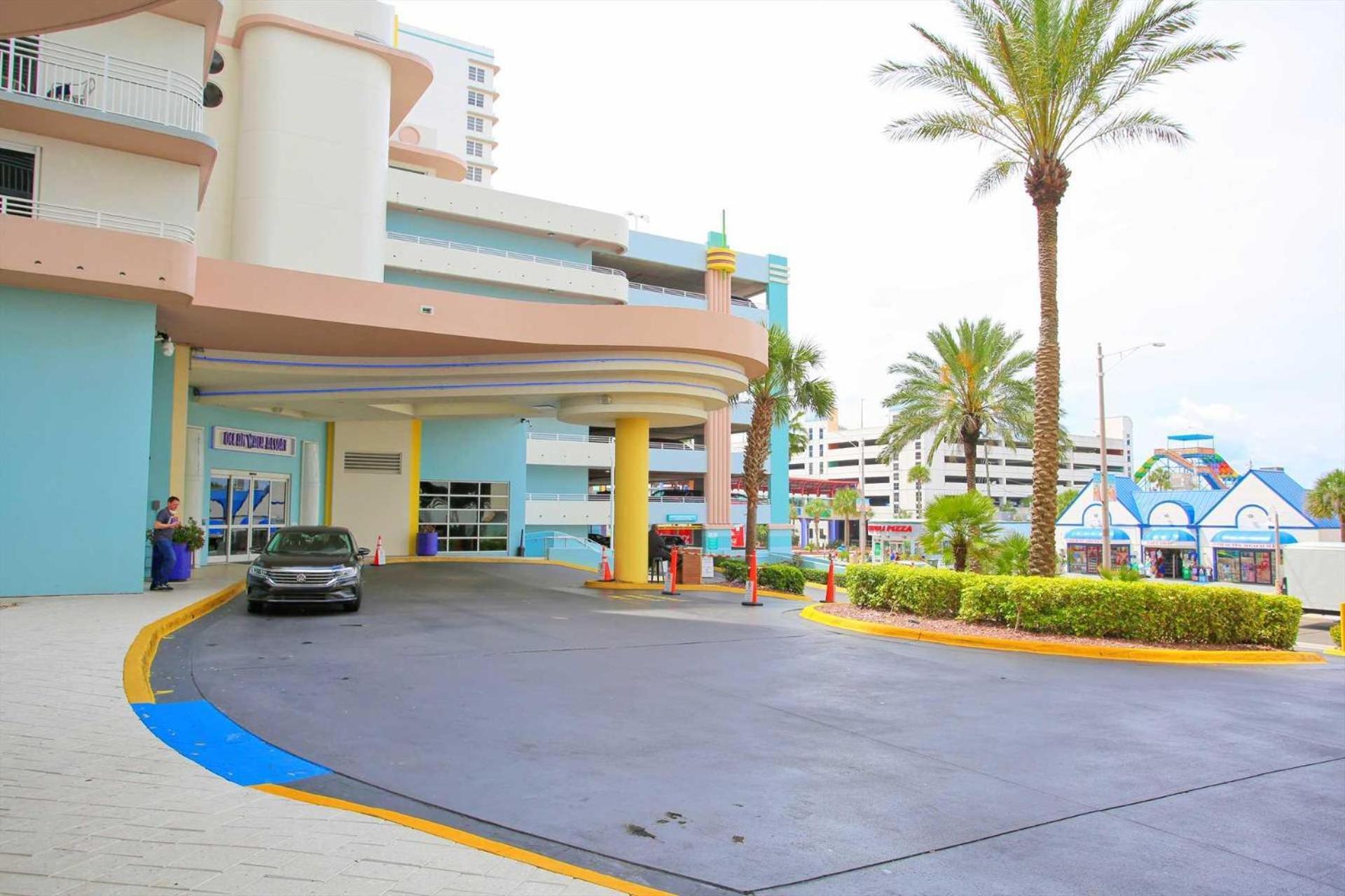 Luxury 8th Floor 2 Bedroom Direct Oceanfront Wyndham Ocean Walk Daytona | 801 * Daytona Beach