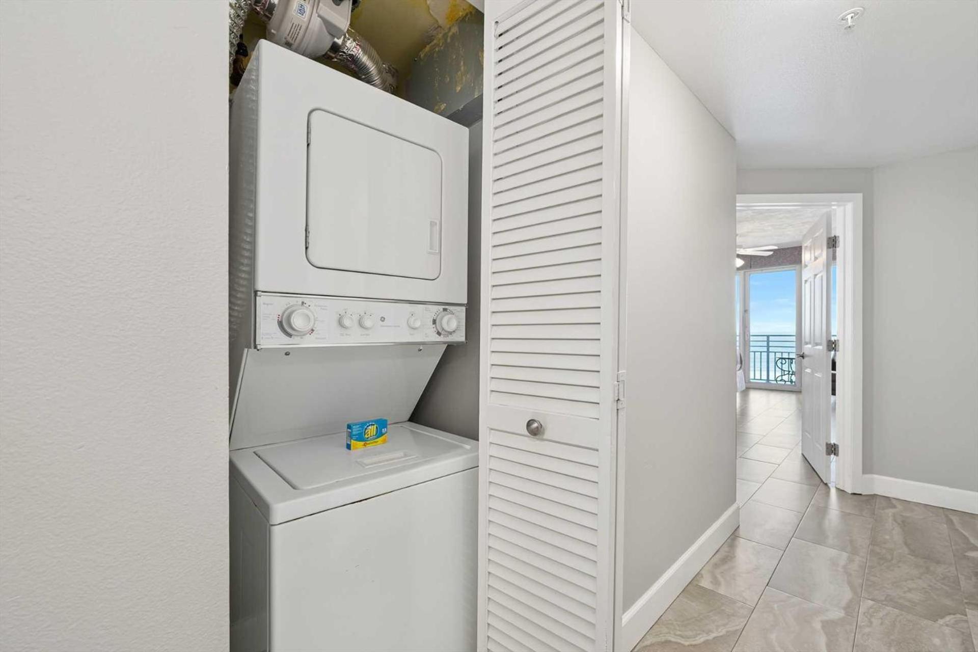 Luxury 8th Floor 2 Bedroom Direct Oceanfront Wyndham Ocean Walk Daytona | 801 Holiday home *