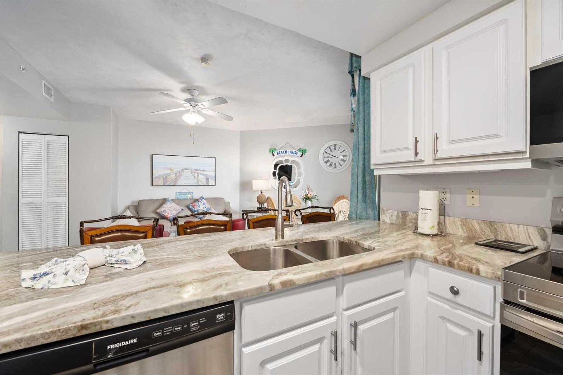 Holiday home Luxury 8th Floor 2 Bedroom Direct Oceanfront Wyndham Ocean Walk Daytona | 801 Daytona Beach